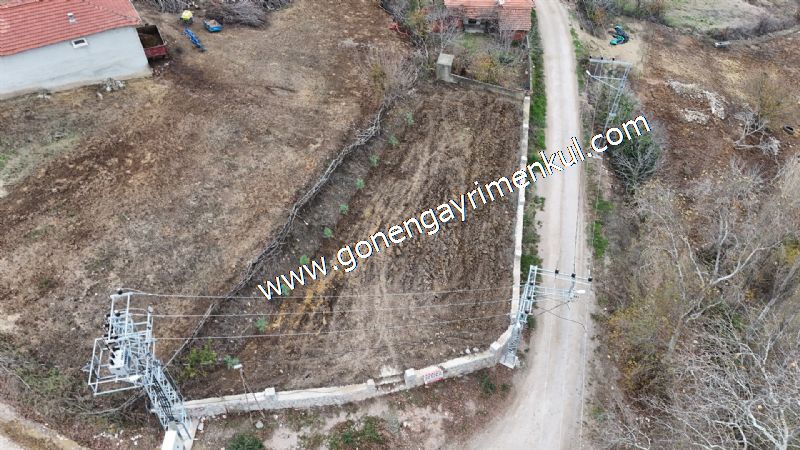 556 m2 İmarlı 2 kat %40 Arsa Köy Evi Ortasında - 8