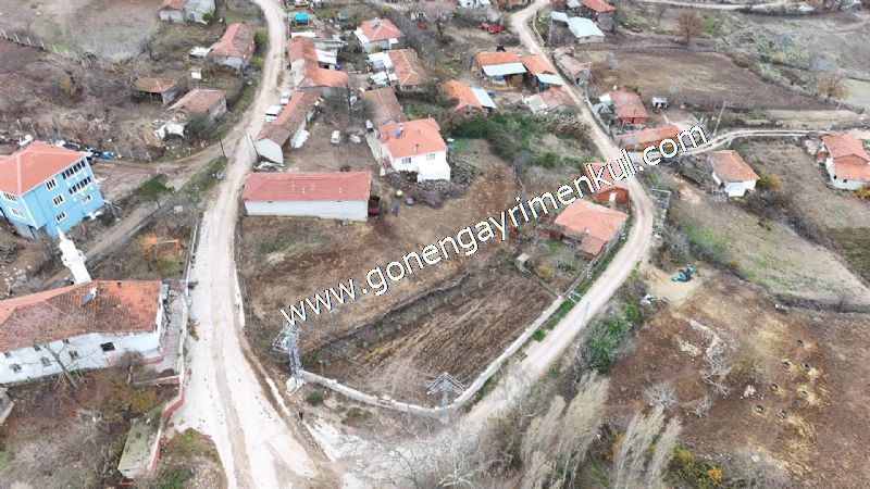 556 m2 İmarlı 2 kat %40 Arsa Köy Evi Ortasında - 11