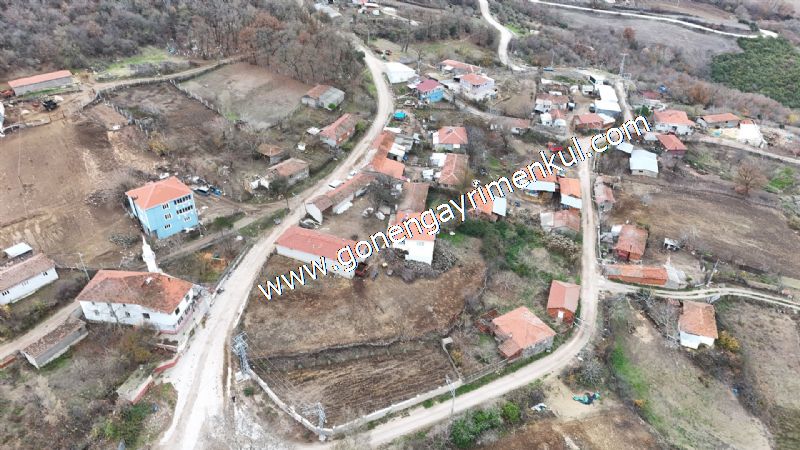 556 m2 İmarlı 2 kat %40 Arsa Köy Evi Ortasında - 14