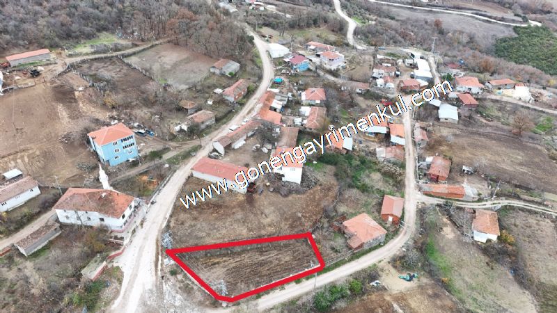 556 m2 İmarlı 2 kat %40 Arsa Köy Evi Ortasında - 15