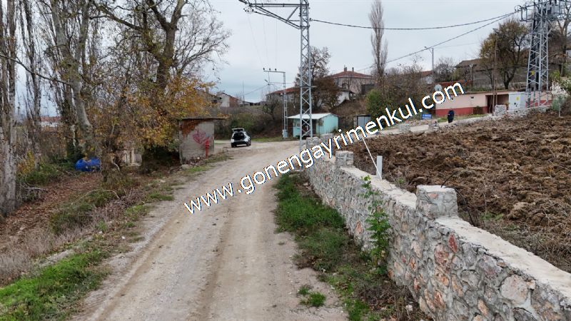 556 m2 İmarlı 2 kat %40 Arsa Köy Evi Ortasında - 25