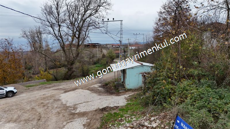 556 m2 İmarlı 2 kat %40 Arsa Köy Evi Ortasında - 35
