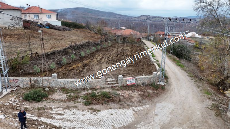 556 m2 İmarlı 2 kat %40 Arsa Köy Evi Ortasında - 41