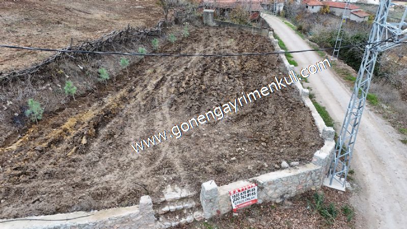 556 m2 İmarlı 2 kat %40 Arsa Köy Evi Ortasında - 42