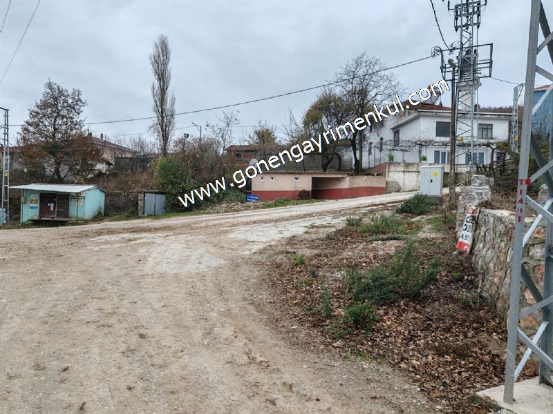 556 m2 İmarlı 2 kat %40 Arsa Köy Evi Ortasında - 67