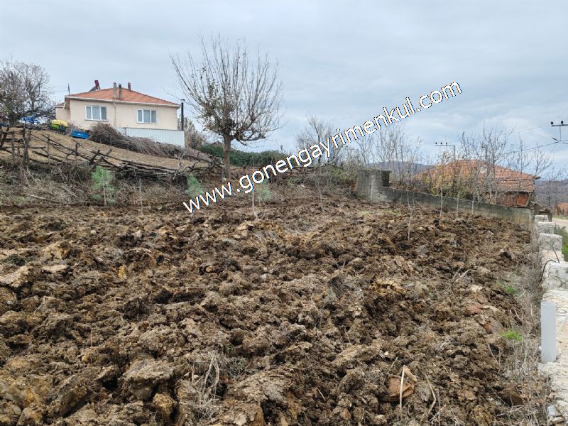 556 m2 İmarlı 2 kat %40 Arsa Köy Evi Ortasında - 82