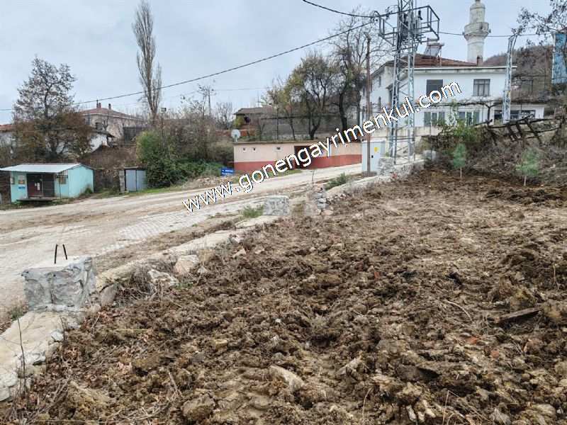 556 m2 İmarlı 2 kat %40 Arsa Köy Evi Ortasında - 85